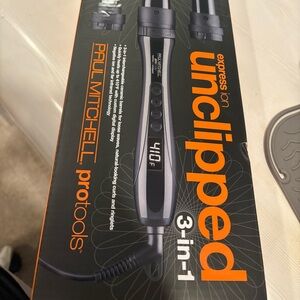 Paul Mitchell Adjustable Heat Styling Tool- Brand New